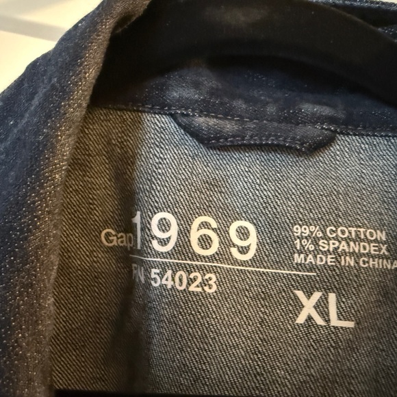 GAP Classic Blue Denim Jacket - Picture 3 of 3